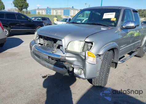 2004 Toyota Tundra Sr5 V8 из США, поврежденный, VIN 5TBBT441X4S447375